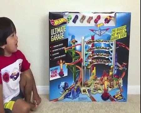 Disney Cars Toys Bath Balls Japanese Surprise Toys McQueen Mater Thomas Trains Ryan ToysRe