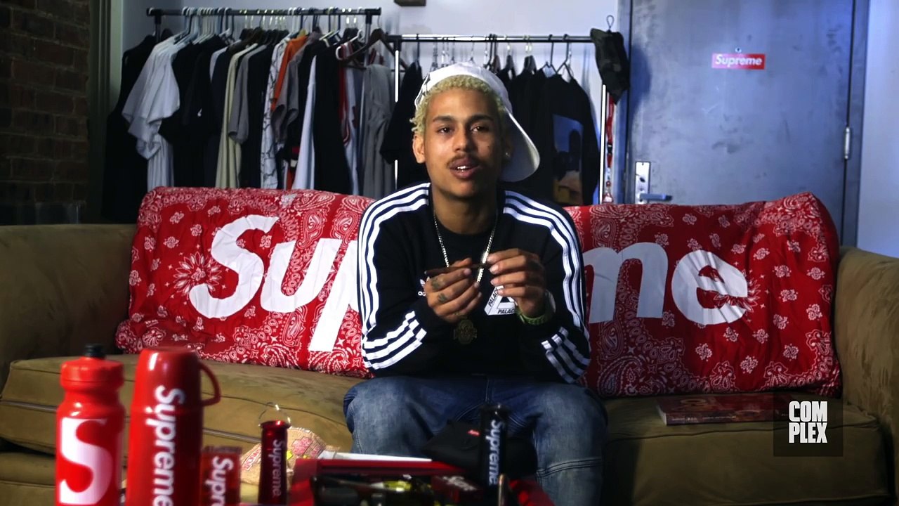 Inside Supremes Underground Reselling Economy (Sold Out Pt. 1)