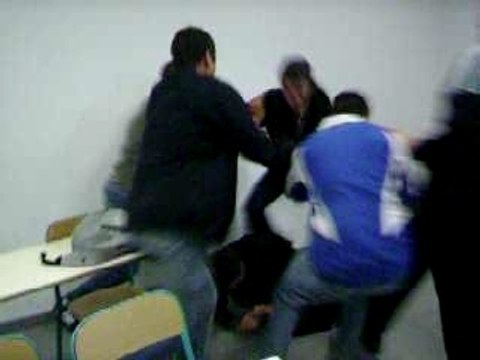 regarder bien l'ariver de flo a droite