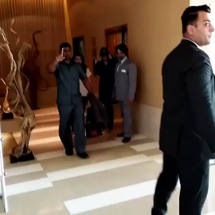 Aishwarya Rai Bachchan leaving her hotel in Amristrar