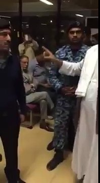 Parwez rasheed ki tarekhi beizati