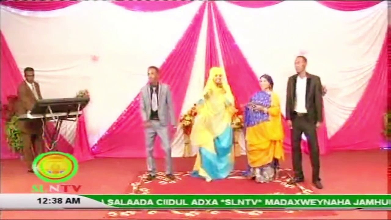 Ubax Fahmo (WAQTI SII JACEYLKA) Hees Cusub 2015