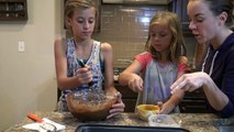☆ CHARLIE BROWN BROWNIES & LUCY LEMONADE ☆ PEANUTS MOVIE INSPIRED RECIPES ☆ FOOD FRIDAY