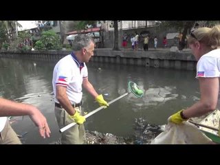 US Ambassador Goldberg leads Estero de Pandacan cleanup