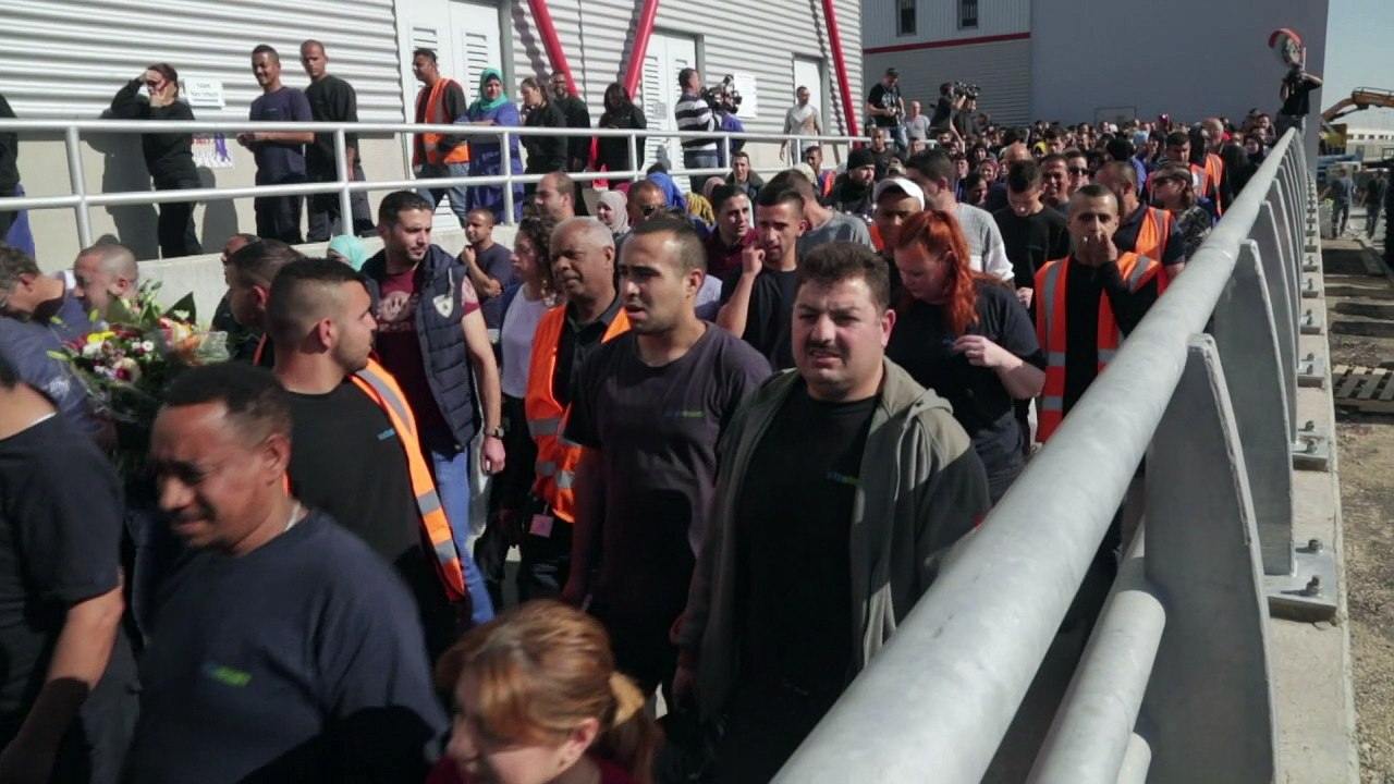 Multinacional israelense demite funcionários palestinos