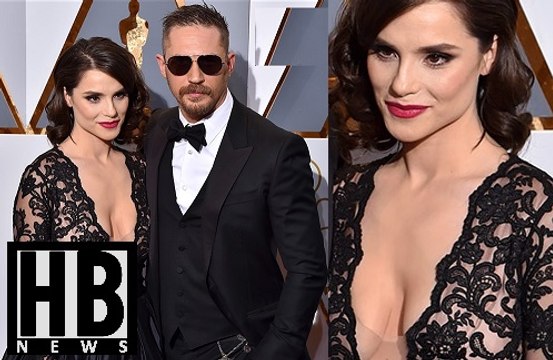 Charlotte Riley-Nip-Slip In Plunging Gown At The Oscars 2016