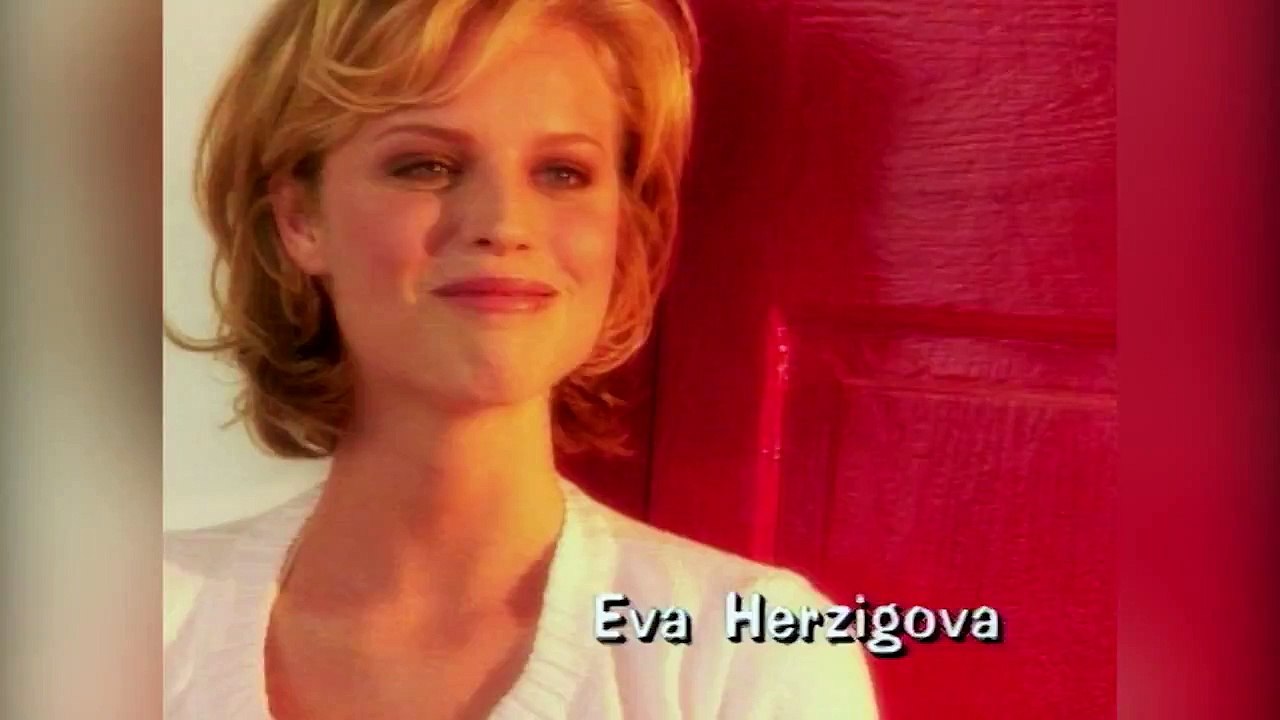 Swim Daily Throwback Thursday_ Eva Herzigova