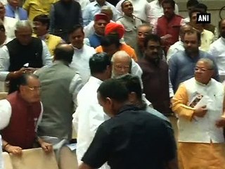 BJP parliamentary party meets in Delhi ahead of stormy parliament session