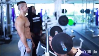 IFBB Pro Bodybuilder Kai Greene Chest Workout w/ Pro Mens Physique Jeff Seid & Alon Gabbay