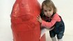 Свинка Пеппа Огромный киндер сюрприз яйцо открываем игрушки Свинка Пеппа на русском