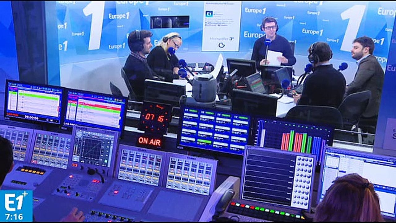 Reculade du gouvernement sur la loi El Khomri et un point d'étape de la Loi Macron 1 : les Experts d'Europe 1 vous informent