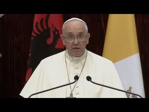 Pope Francis denounces perversion of religion for violence