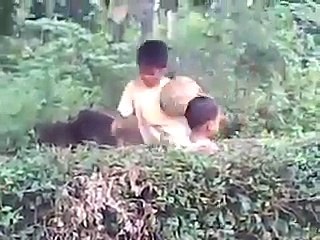 Lo jee , kutta to bachay ka kachha he lekar kr bhaag gya