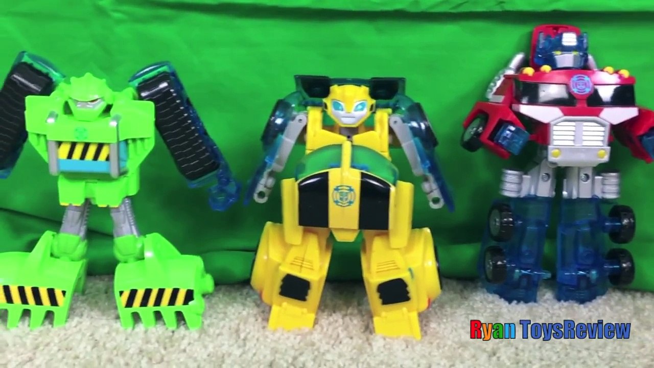 GIANT EGG SURPRISE OPENING TRANSFORMER Optimus Prime Batman Imaginext Robot Ryan ToysRevie