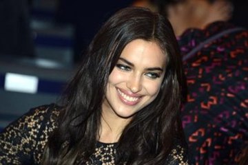 Irina Shayk'ın Çıplak Pazar Keyfi 200 Bin Beğeni Aldı