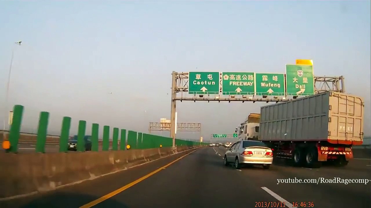 Truck Crash Compilation Trucks Crashes