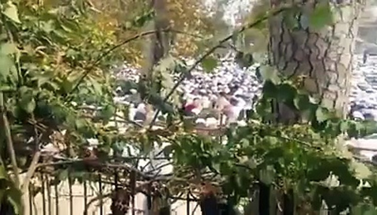 Gathering-for-Mumtaz-Qadri-Namaz-Janaza