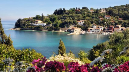 Mark Paxos as the Perfect Destination for a Relaxing Vacation ! Glyfada Beach Villas