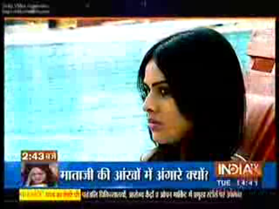 Jamai Raja 1st March 2016 Sid Ko Honymoon Par Kisi Aur Ladki Ke Saath Dekh Kar Roshni Ko Hue Jalan