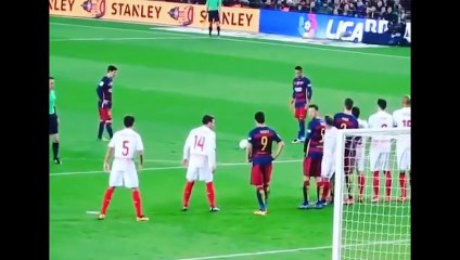 Le coup franc de Messi vu des tribunes (vidéo)