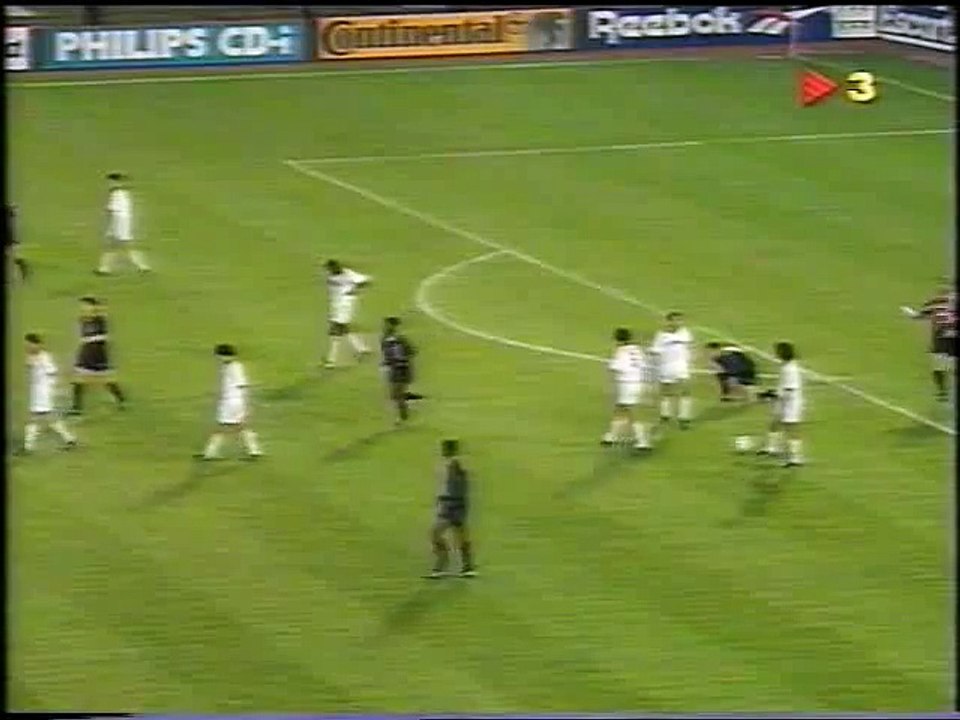 Akrobcija Van Gaala iz finala 95'