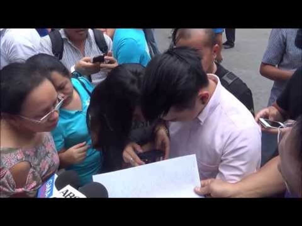 Examinees troop to SC for 2013 Bar Exam result