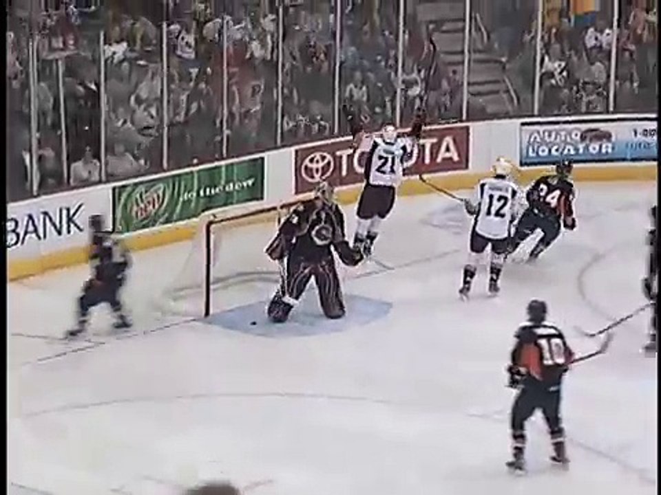 HERSHEY BEARS vs. Bridgeport Sound Tigers - March 28, 2009