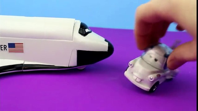 Disney Pixar Cars Toon Moon Mater with Autonaut Mater & Roger the space shuttle Moon Mater