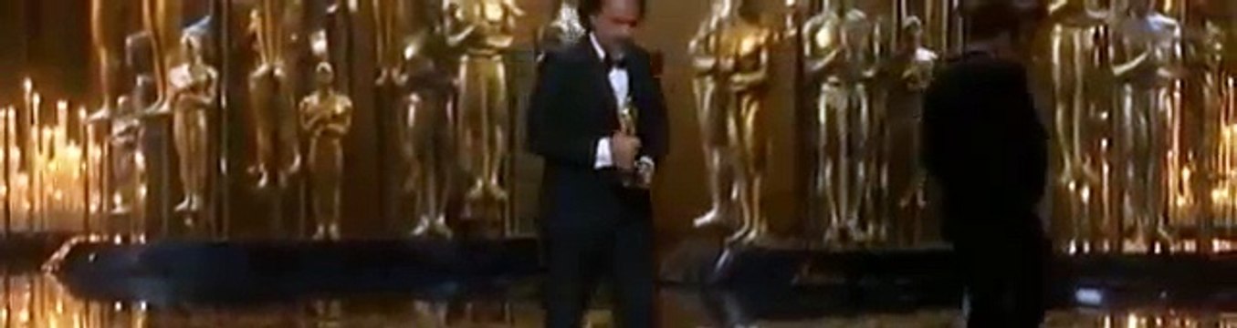 Alejandro González Iñárritu WINS Best Director at Oscar Awards 2016 - Acceptance Speech HD-HOLLYWOOD BUZZ TV