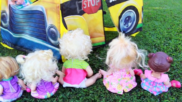 SCHOOL BUS CANDY SURPRISE! Baby Alive ATTACK Candy Food Fight Playhouse Tent Toys Crayola