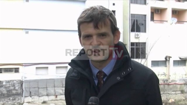 Report TV - Pastrohet shtrati i lumit Gjanica banorët jo më frikë nga përmbytjet