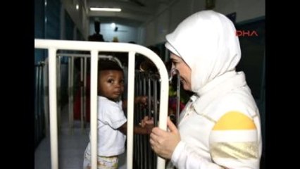 Emine Erdoğan, Gana?da Lordina Vakfı?nı Ziyaret Etti