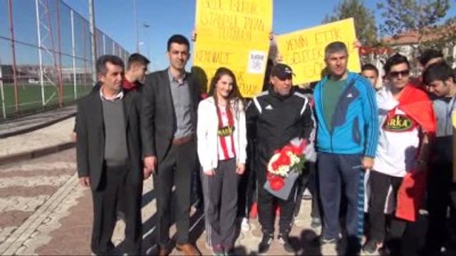 Medicana Sivasspor Teknik Direktörü Mesut Bakkal: Her Maça Kazanmak İçin Çıkacağız