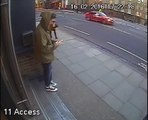 Double vol de smartphone en 5 secondes : voleurs en scooter très doués!