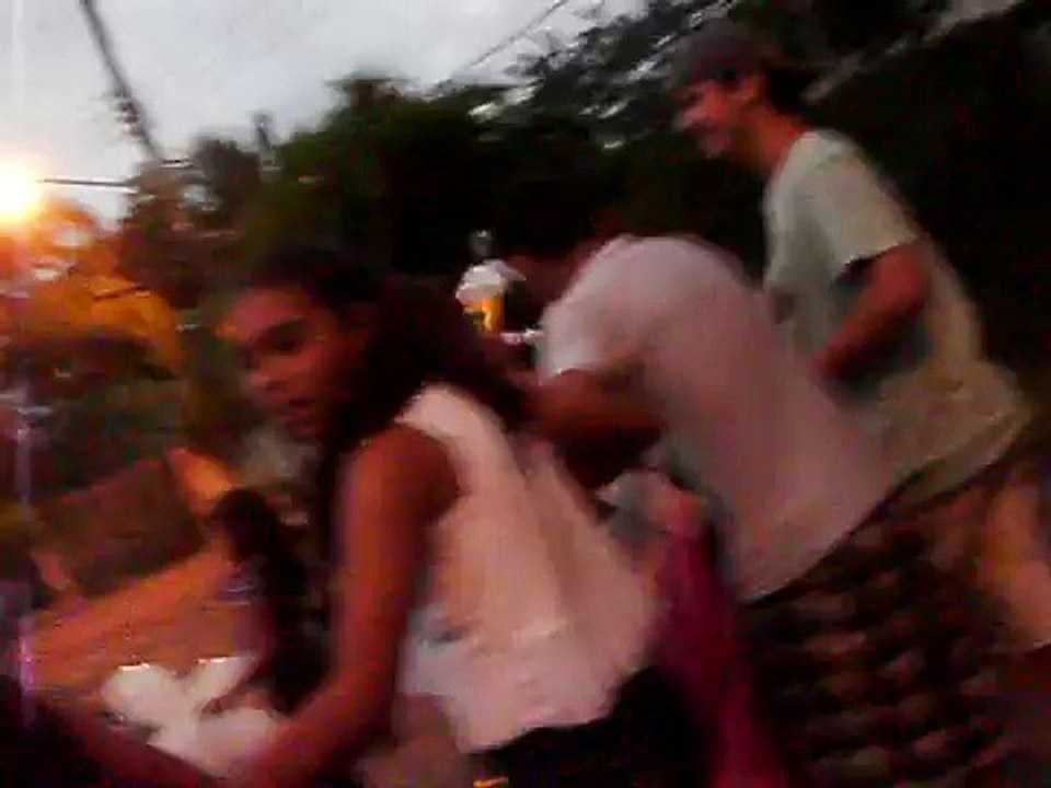 Nana & Fernandinho , indo pra rua de fralda