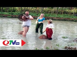 Ngôi làng nông dân nói tiếng Anh "như gió" | QTV