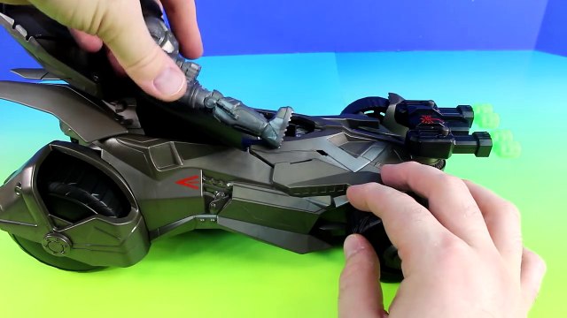 Batman Vs. Superman Epic Strike Batmobile Battles Lex Luthor And Superman At Imaginext Glove World