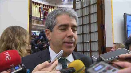 Homs, decepcionado por un Sánchez "a la defensiva" y que "tira la toalla"