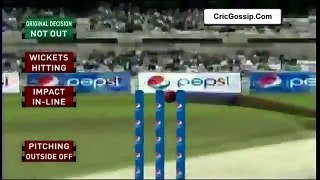 England Fall Of Wickets 3rd Test 1st Inn Vs Pakistan UAE 2012