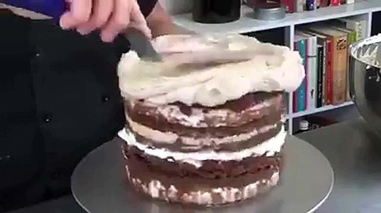 DEATH TO DIETS CAKE