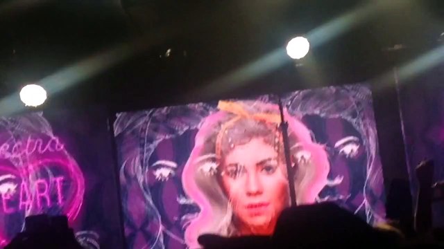 Marina and the diamonds Electra heart interlude Neon Nature 10/23/15 Portland OR