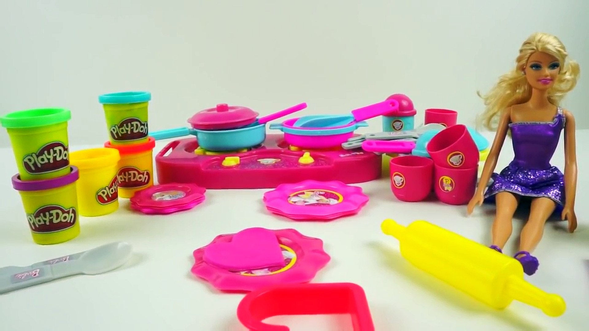 barbie play doh cooking set