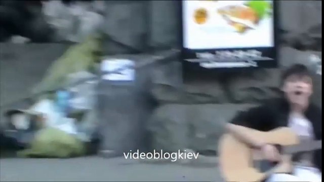 КРАСИВЫЙ ПАРЕНЬ КРАСИВО КЛАССНО НЕРЕАЛЬНО КРУТО ПОЁТ! ПЕСНЯ! видео 3