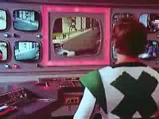 1970's Green Cross Code Man Commercial w- David Prowse