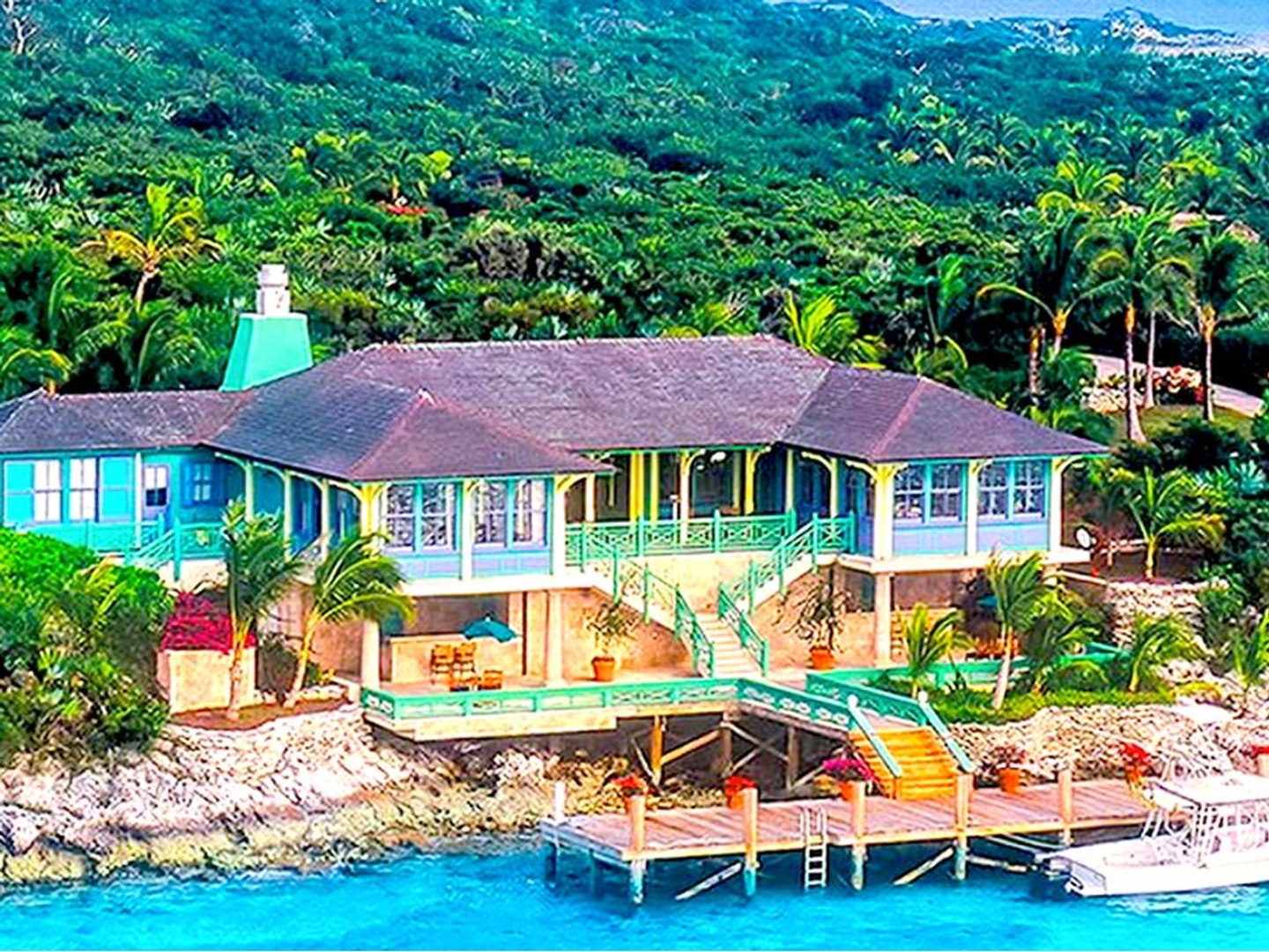 3 Luxurious Celebrity Homes You Can Rent