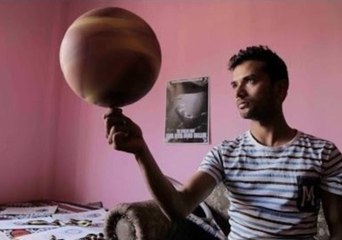 Multiple World Record Holder Lifts Spirits After Earthquake