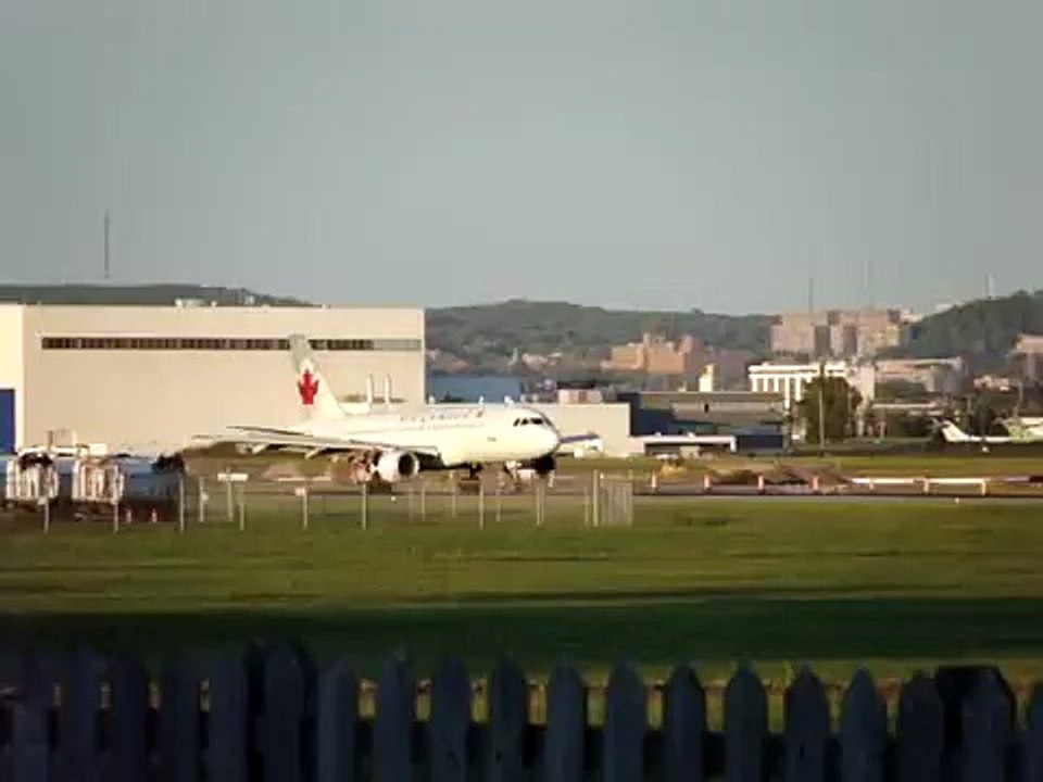 Air Canada embraer landing on 24R at CYUL