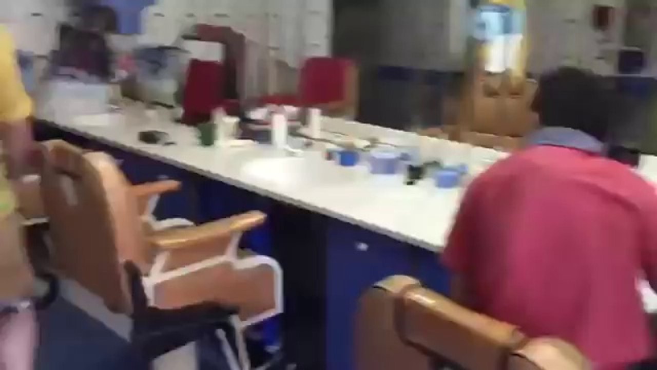 Köksal Baba Berberi Makasla Sokak Ortasında Kovaladı 2016
