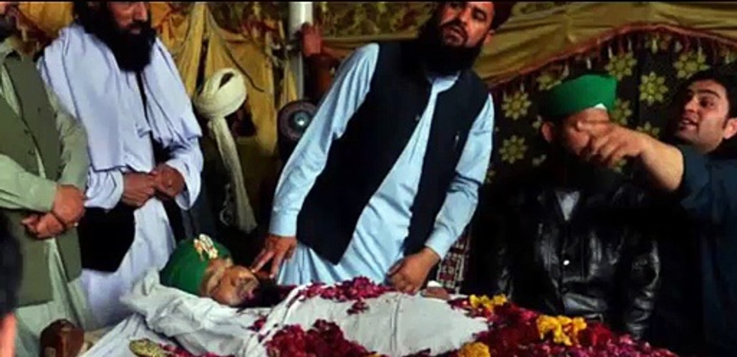 Thousands of Mullahs mourn at Mumtaz Qadri funeral – BBC Urdu Reported the event when our media blacked out