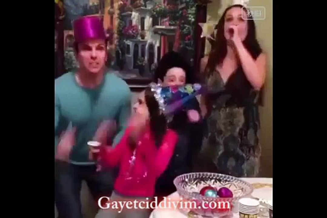 Eğlence de Master yapmış aile